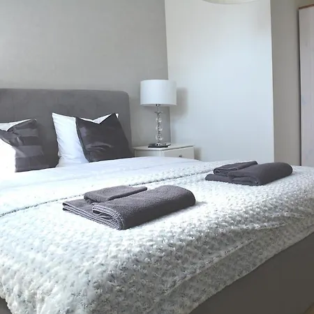 Luksuslik Korter Suedalinnas * פארנו